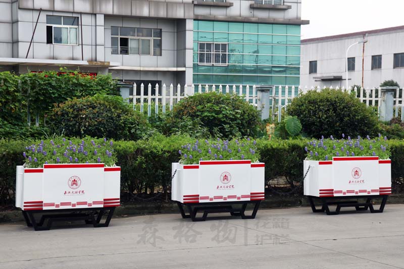 兴形不锈钢道路花箱