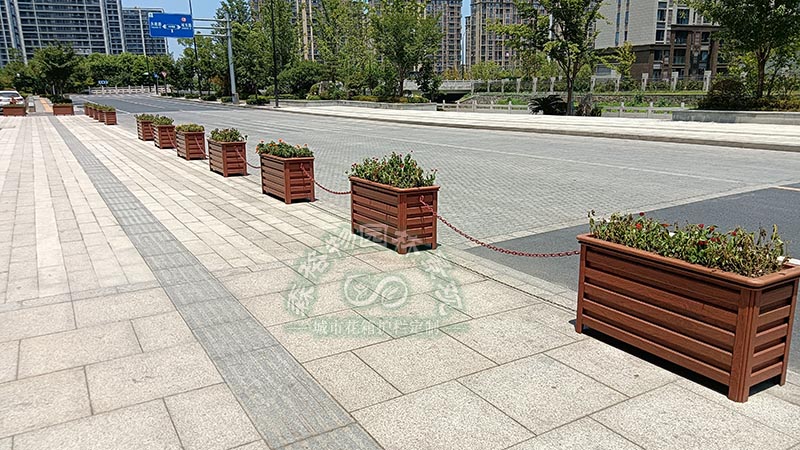 铝合金花箱是以后城市越来越常见的花箱 铝合金花箱是以后城市越来越常见的花箱